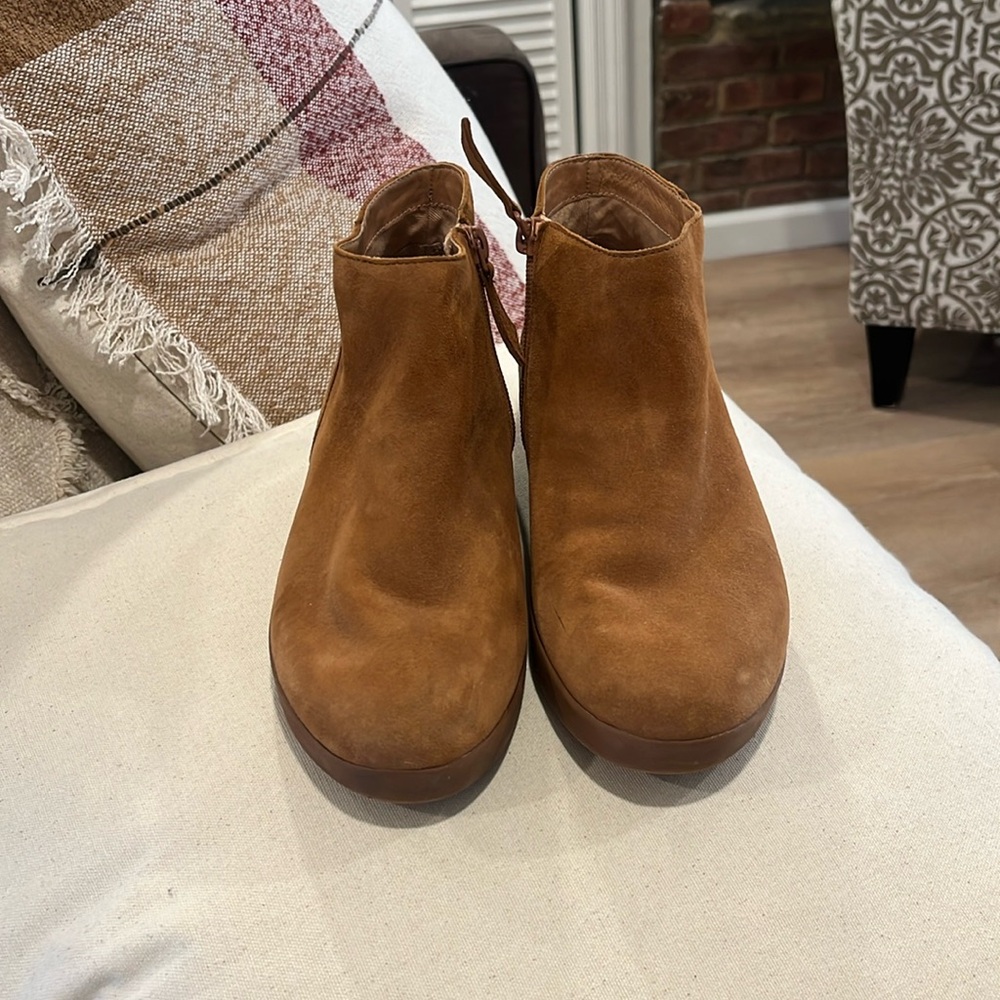 Fitflop Sumi suede ankle boot
